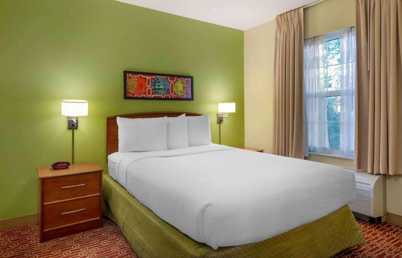 Extended America - Richmond - - Short Pump 2*